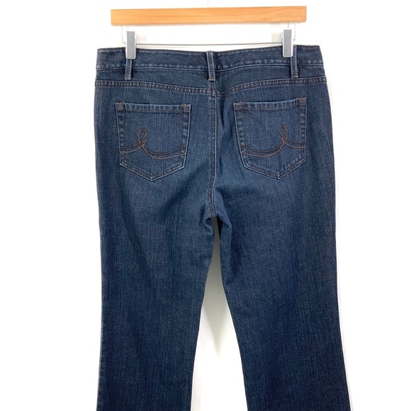 ♻️DONATED♻️ Ann Taylor LOFT Size 8 Original Bootcut Blue Jeans M10 - Picture 5 of 7